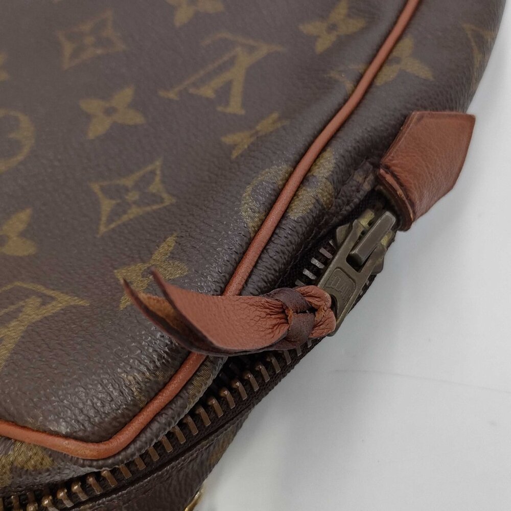 LV #R Vintage Classic Monogram Danube Small Crossbody Bag - Picture 9 of 10